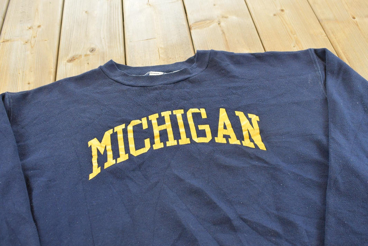 Vintage 1980s University of Michigan Russell Athletic Crewneck Sweatshirt Men's L / Made in USA / NCAA Collegiate / 80s Streetwear from propervintagecanada