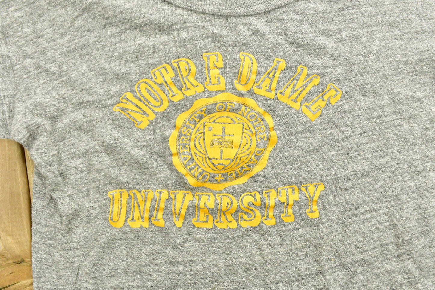 Vintage 1980s University of Notre Dame Collegiate T-Shirt Men's Medium from propervintagecanada