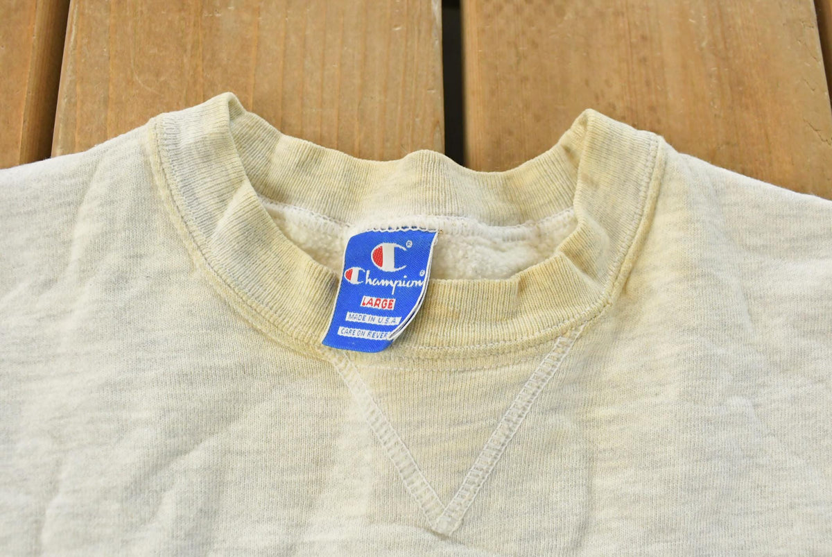 Vintage 1980s University Of Notre Dame Fighting Irish Crewneck Sweatshirt Men's S from propervintagecanada