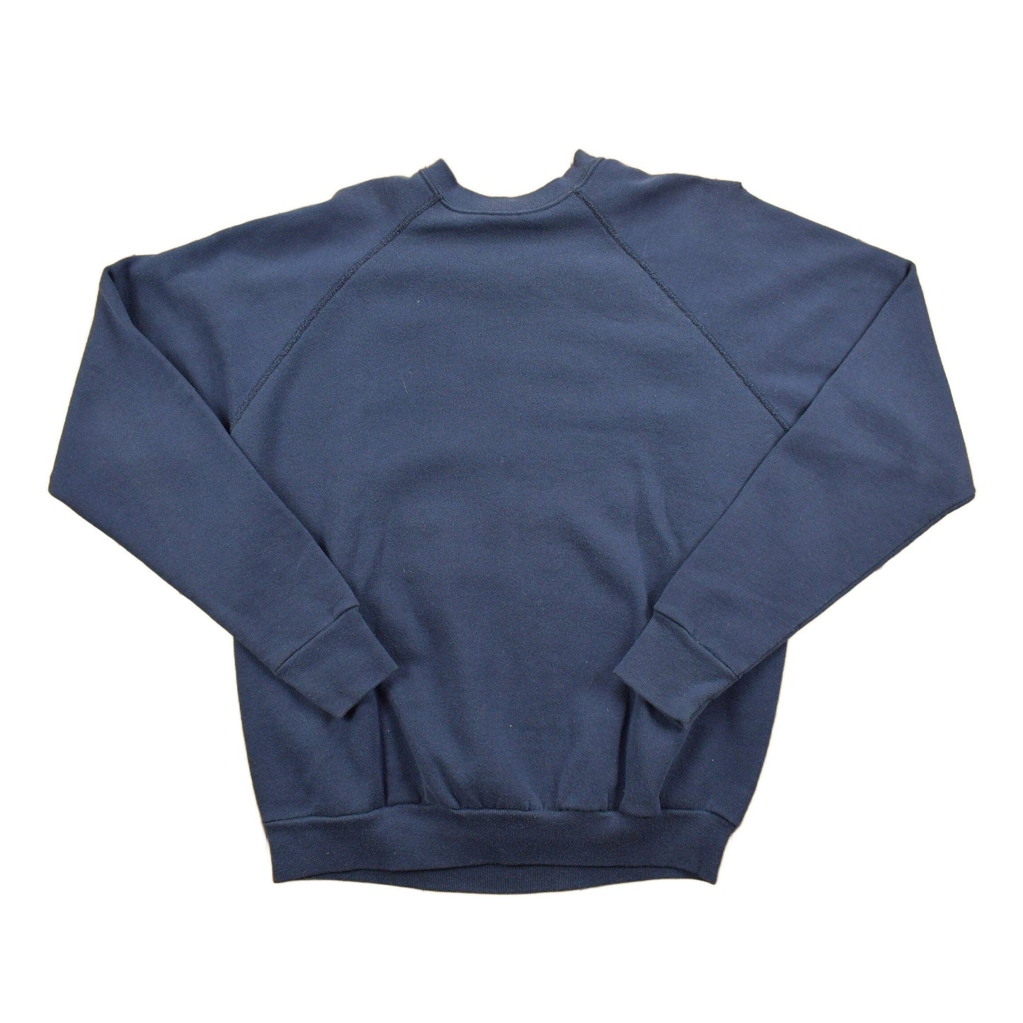 Vintage 1980s University Of Notre Dame Fighting Irish Raglan Sweatshirt Men's L from propervintagecanada