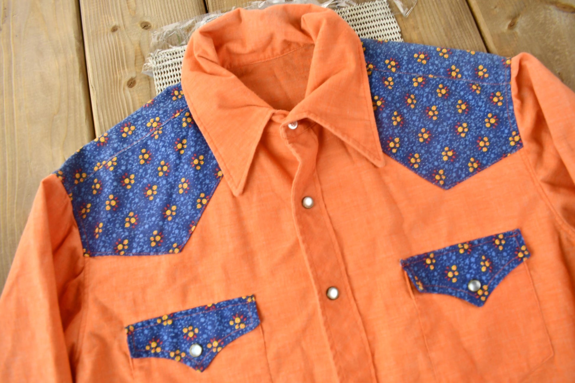 Vintage 1980s Western Style Embroidered Snap Button Up Shirt Men's Large from propervintagecanada