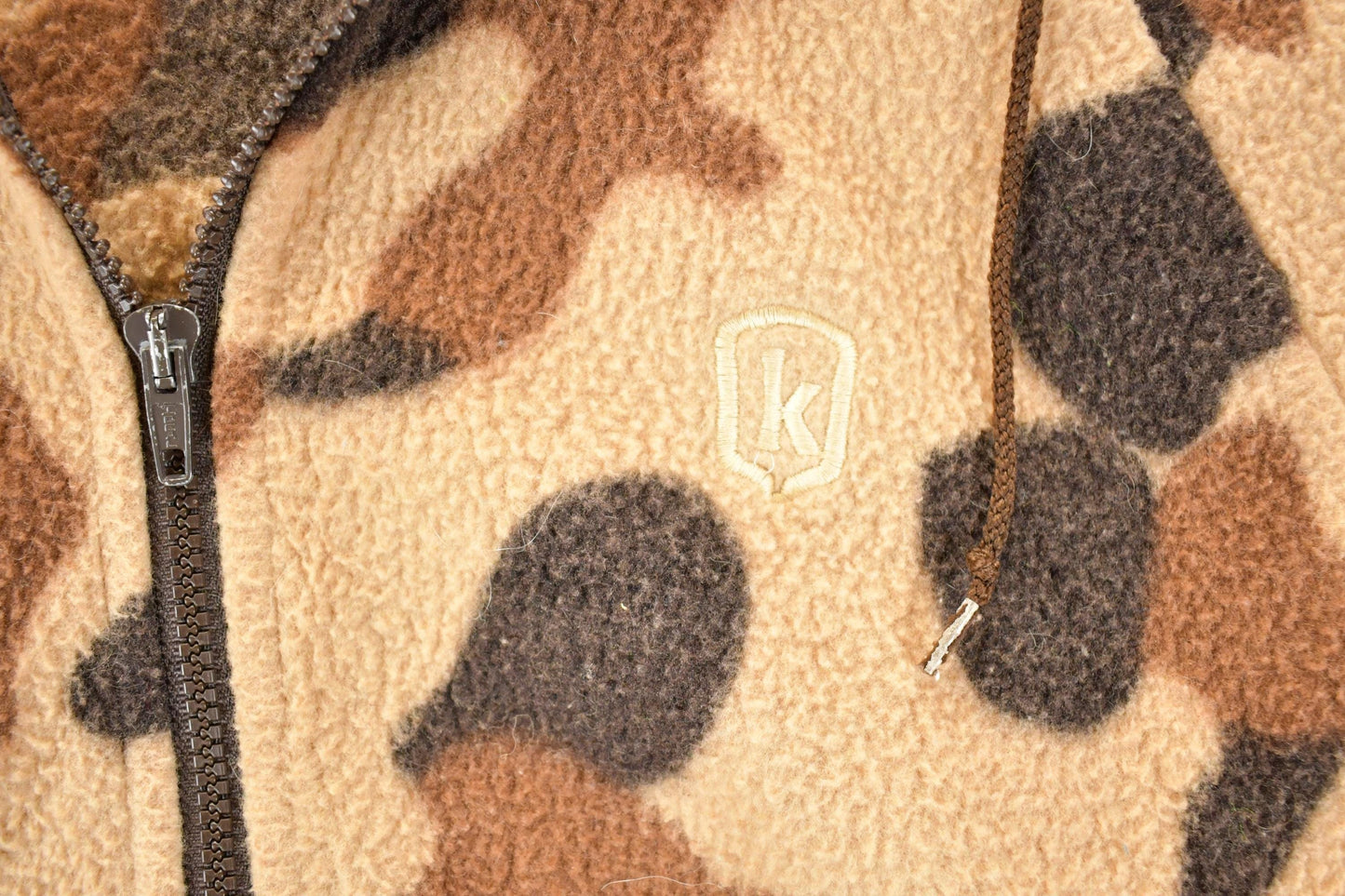 Vintage 1980s Wiman Camo Fleece Hoodie Sweatshirt Men's M from propervintagecanada