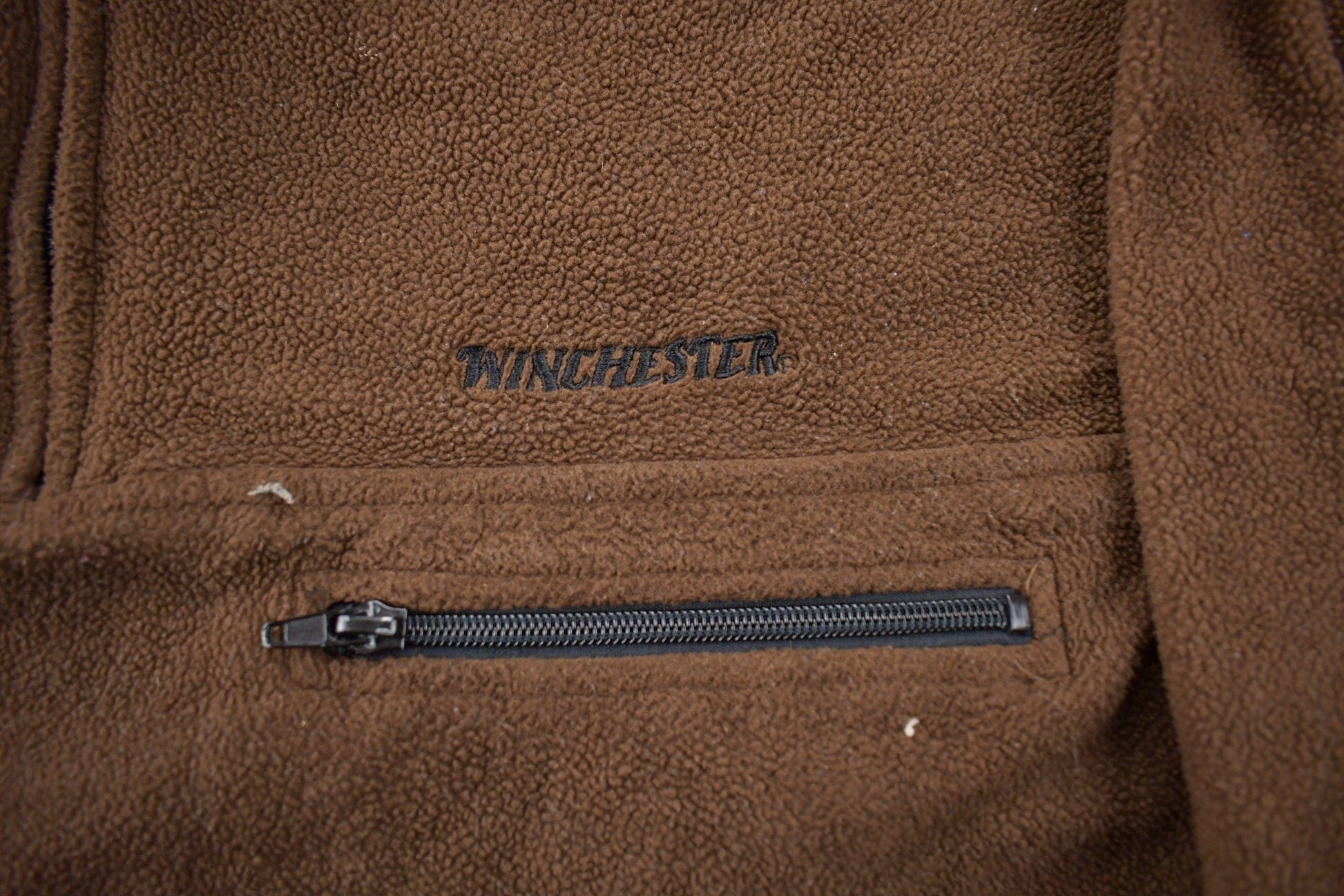 Vintage 1980s Winchester Fleece Sweater Men's Large from propervintagecanada