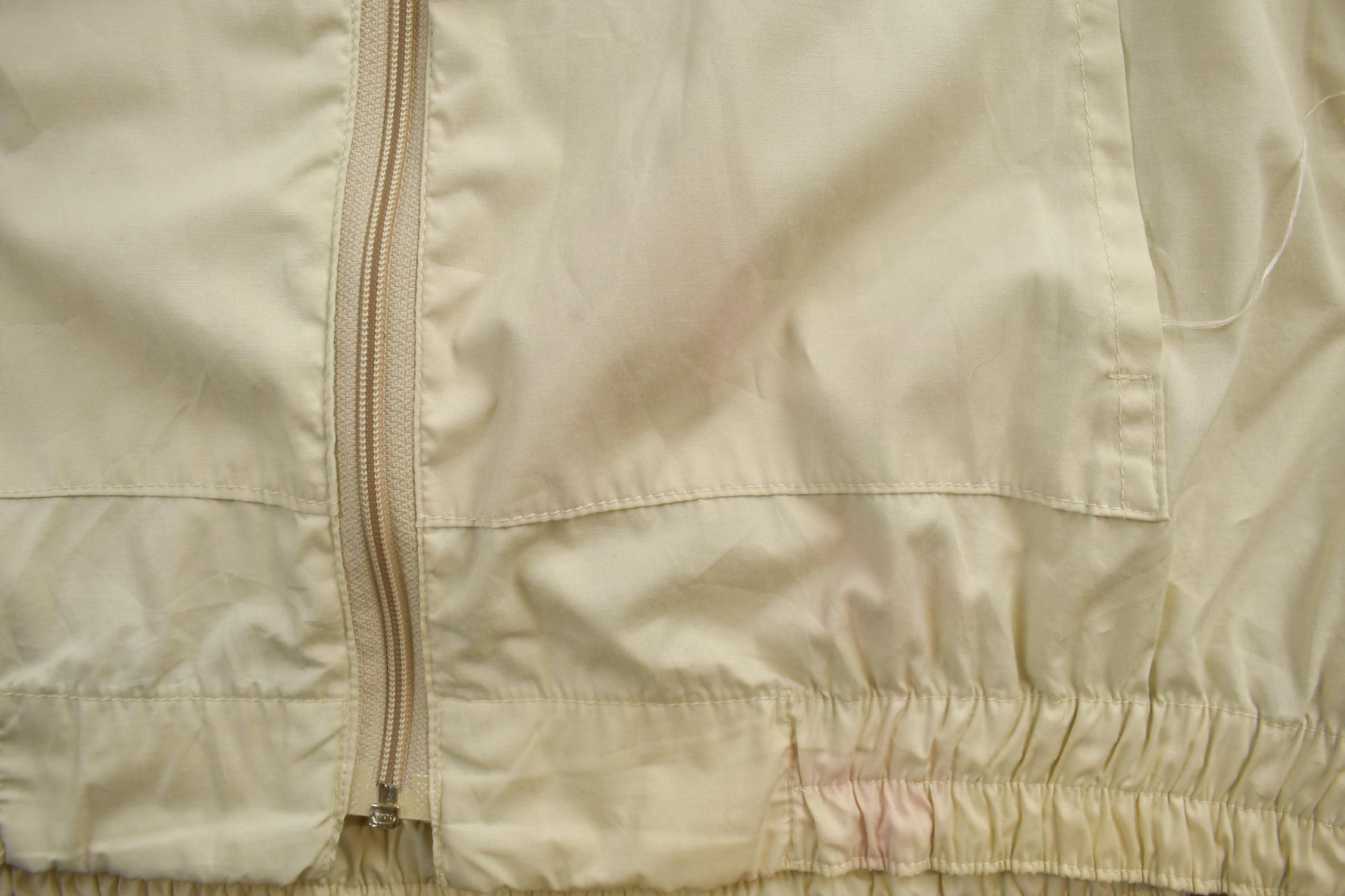 Vintage 1980s Windbreaker Zip Up Jacket Men's S from propervintagecanada