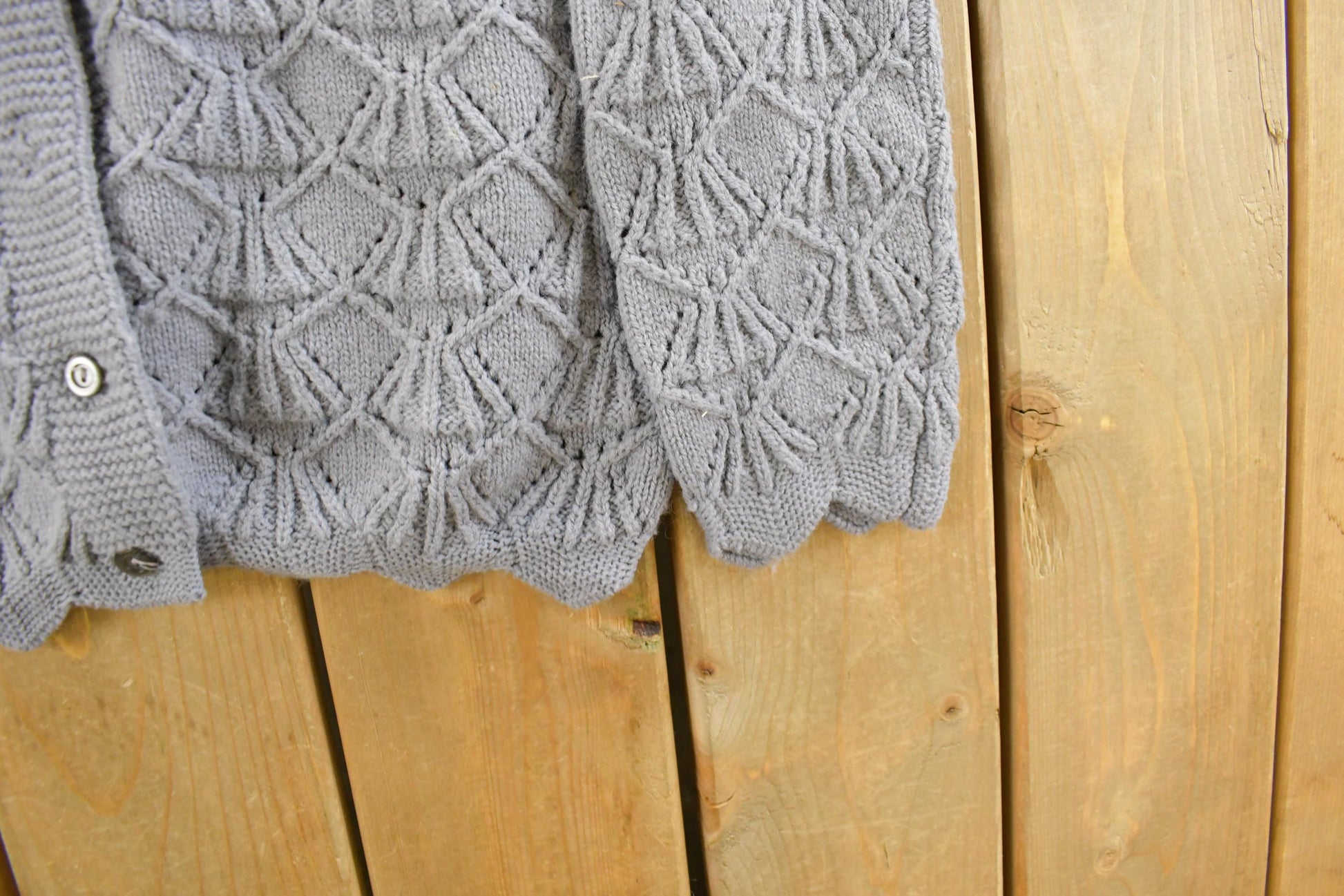 Vintage 1980s Wintuk Chris Ann Knit Cardigan Sweater Women's Small from propervintagecanada