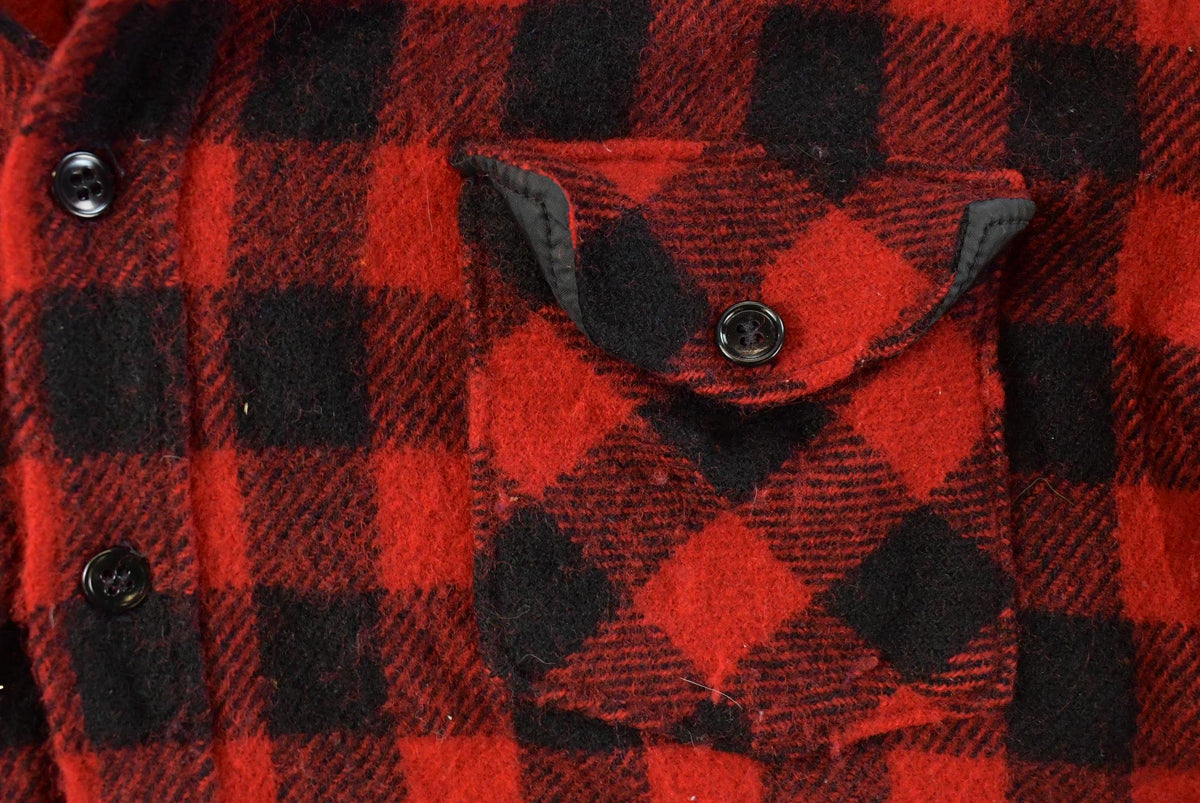 Vintage 1980s Woolrich Buffalo Plaid Flannel Button Up Shirt Men's 2XL from propervintagecanada