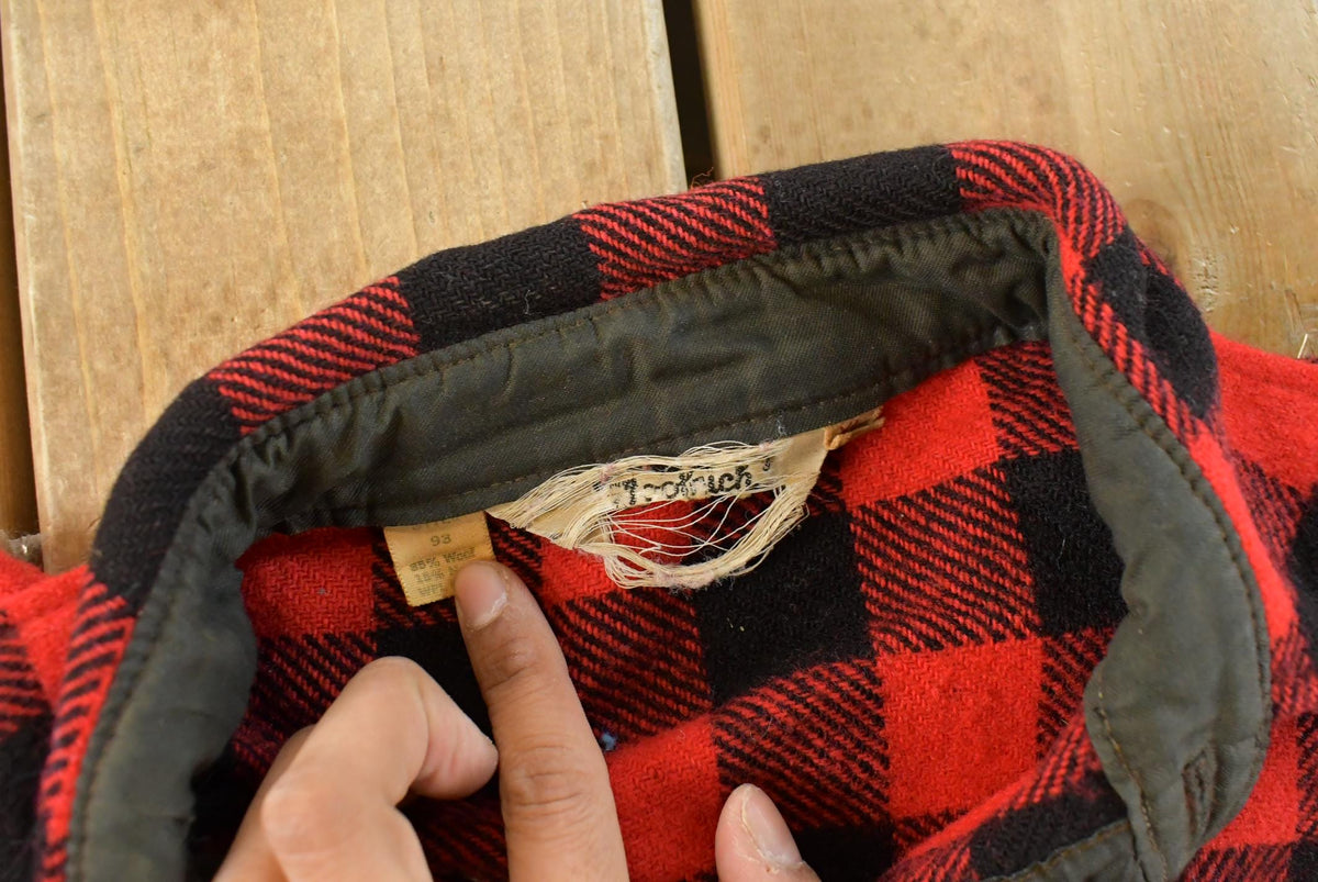 Vintage 1980s Woolrich Buffalo Plaid Flannel Button Up Shirt Men's XL from propervintagecanada
