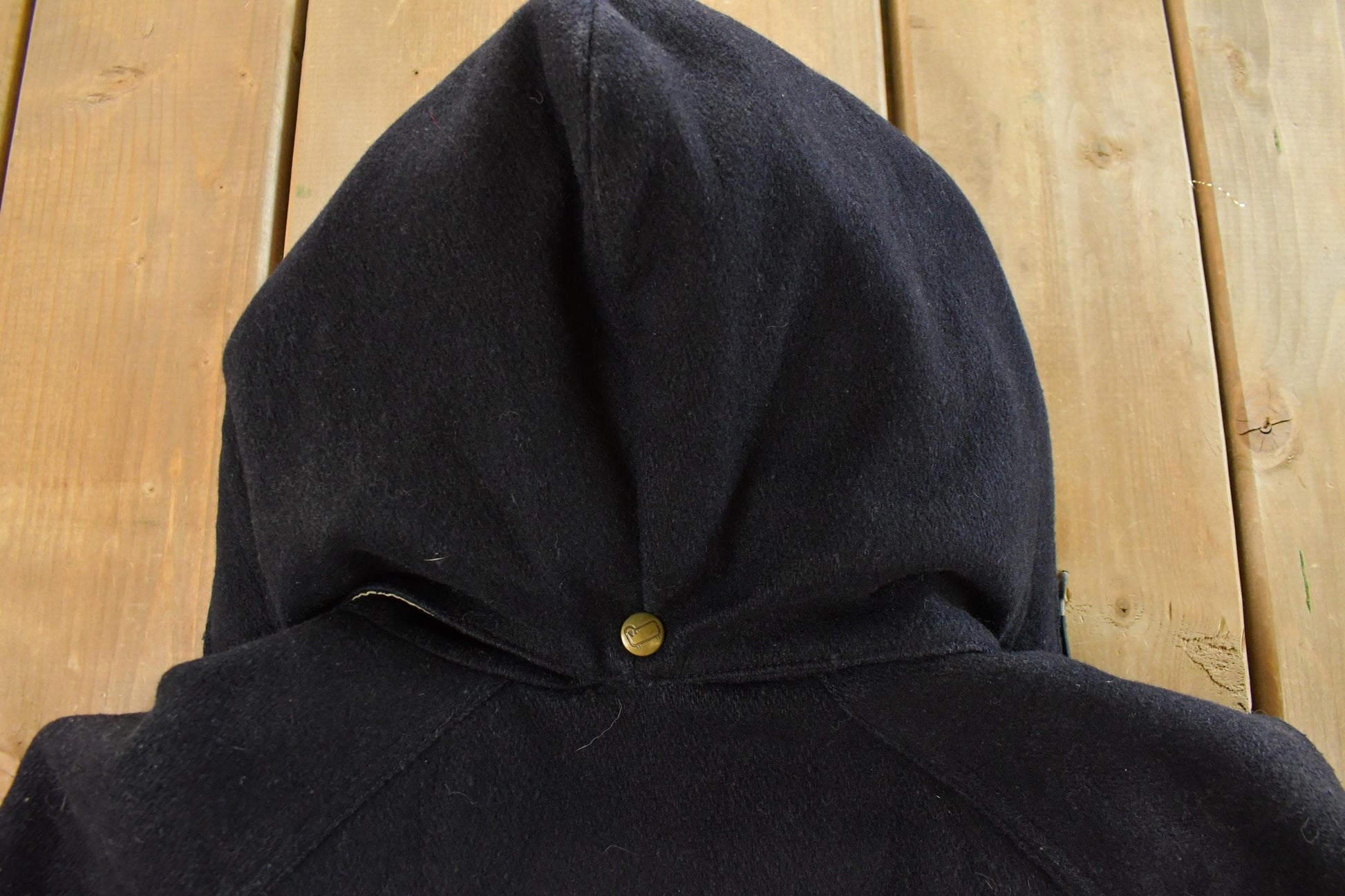 Vintage 1980s Woolrich Wool Hooded Jacket Men's Large from propervintagecanada