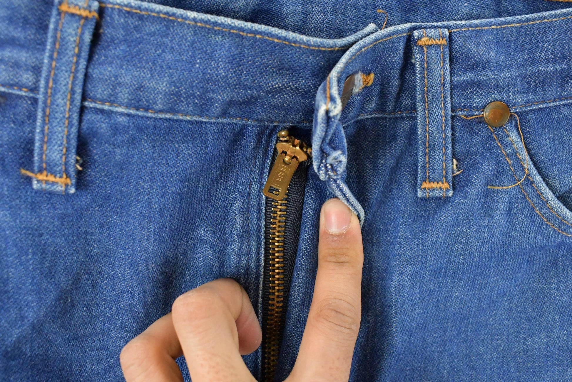 Vintage 1980s Wrangler Denim Jeans Men's 32 x 33 from propervintagecanada