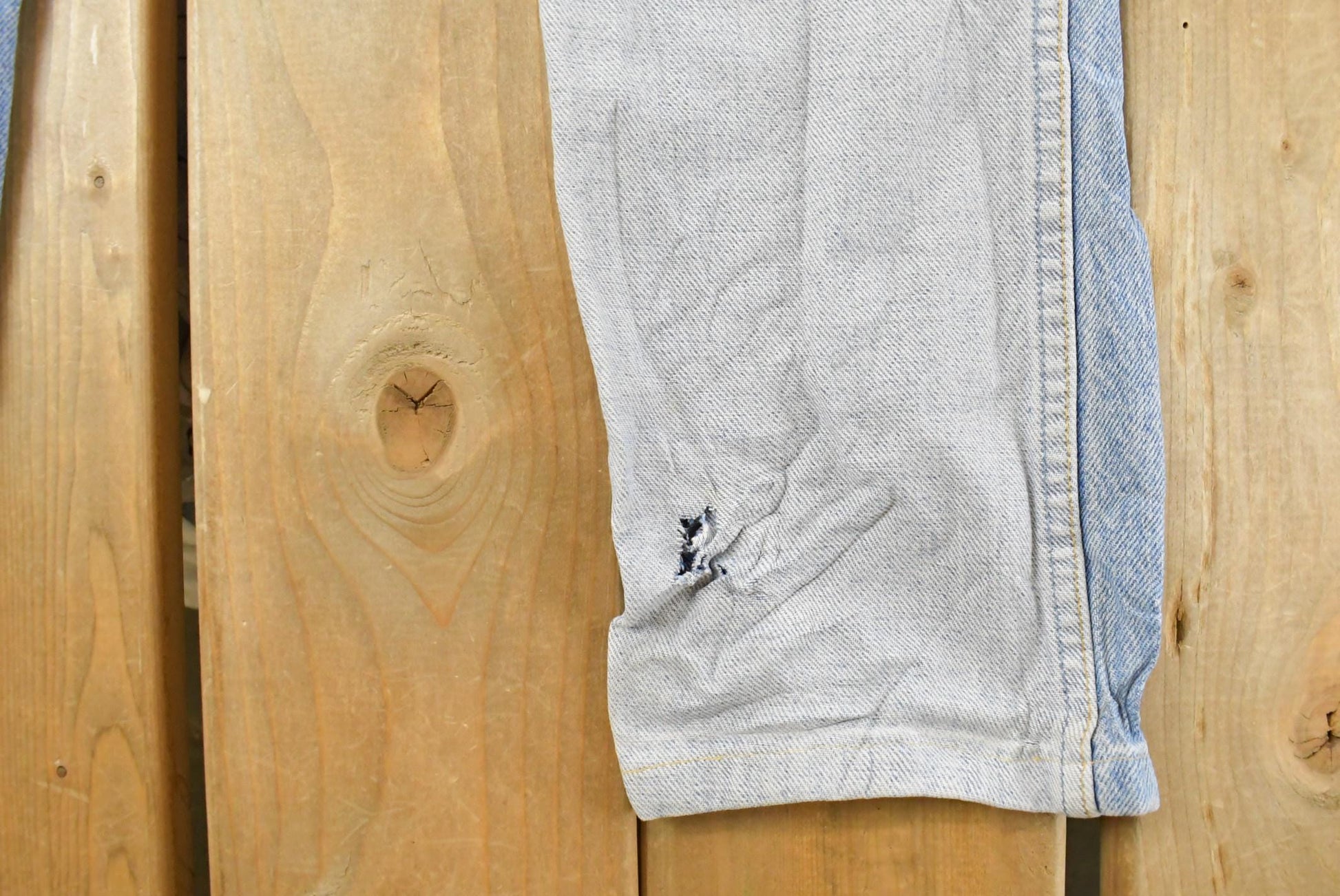 Vintage 1980s Wrangler Denim Jeans Women's 23 x 32 from propervintagecanada