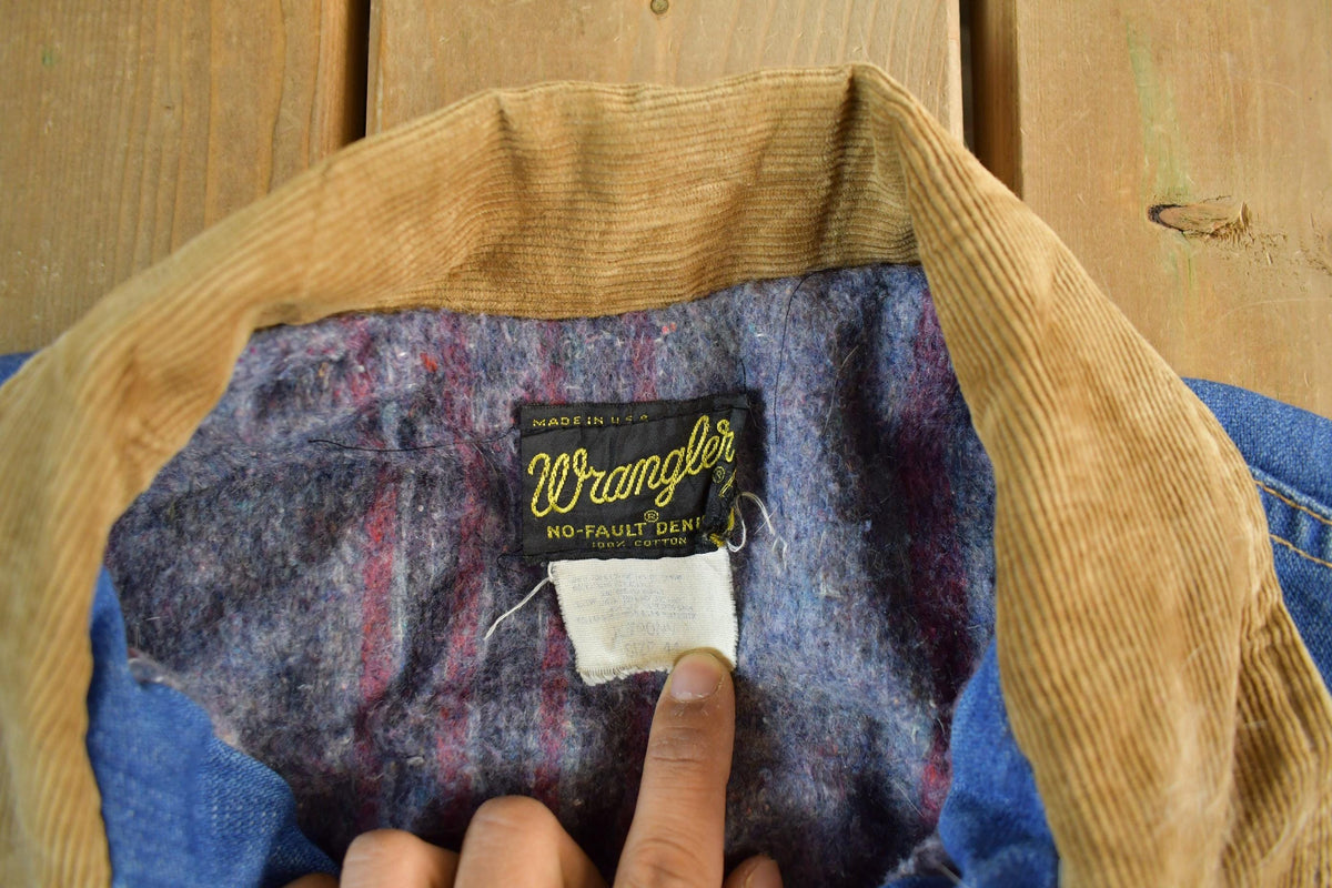 Vintage 1980s Wrangler Western Wear Blanket Lined Denim Jean Jacket Men's 44 Men's Medium from propervintagecanada