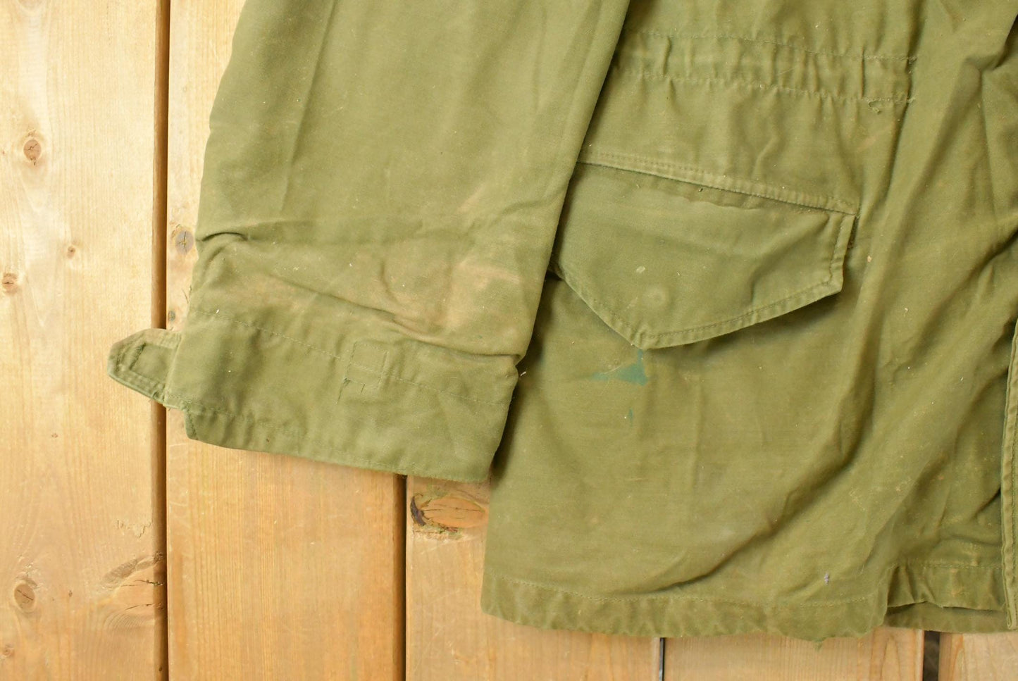Vintage 1982 OG-107 Military Cold Weather Field Jacket Mens Small / Button Up Jacket / Sateen / Distressed / 80s Army Green from propervintagecanada