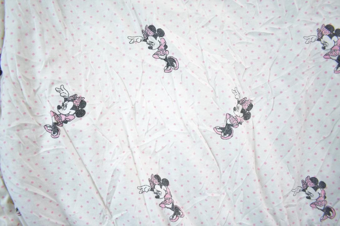 Vintage 1985 Minnie Mouse Reversible Disney Crewneck Men's Small from propervintagecanada