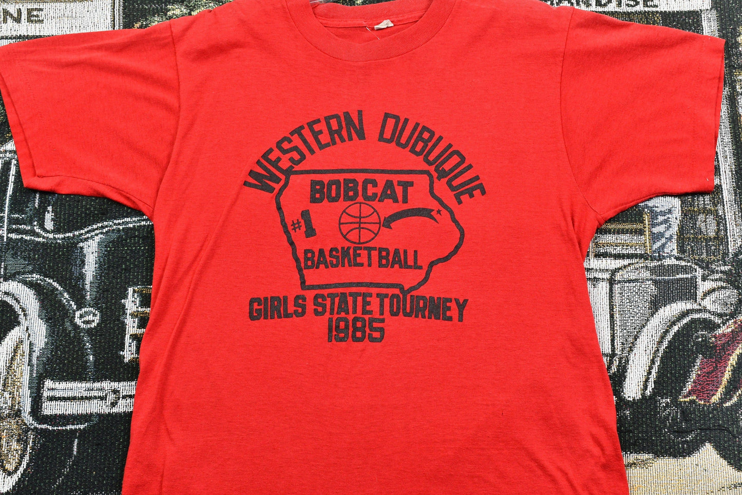 Vintage 1985 Western Dubuque Girls Bobcat Basketball Tourney Single Stitch T-Shirt Men's Large from propervintagecanada