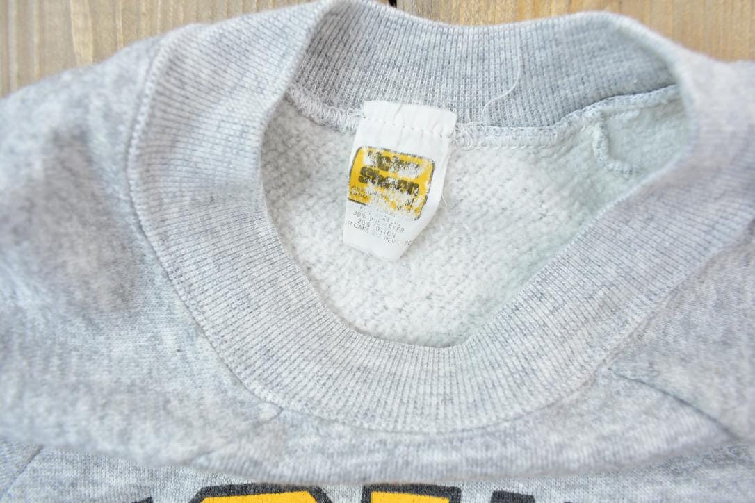 Vintage 1986 Iowa Rose Bowl Crewneck Sweatshirt Men's XS from propervintagecanada