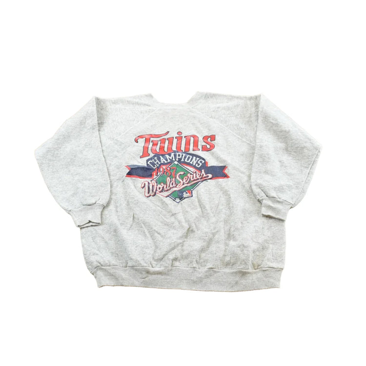 Vintage 1987 Minnesota Twins MLB Champion Crewneck Sweatshirt Men's M from propervintagecanada