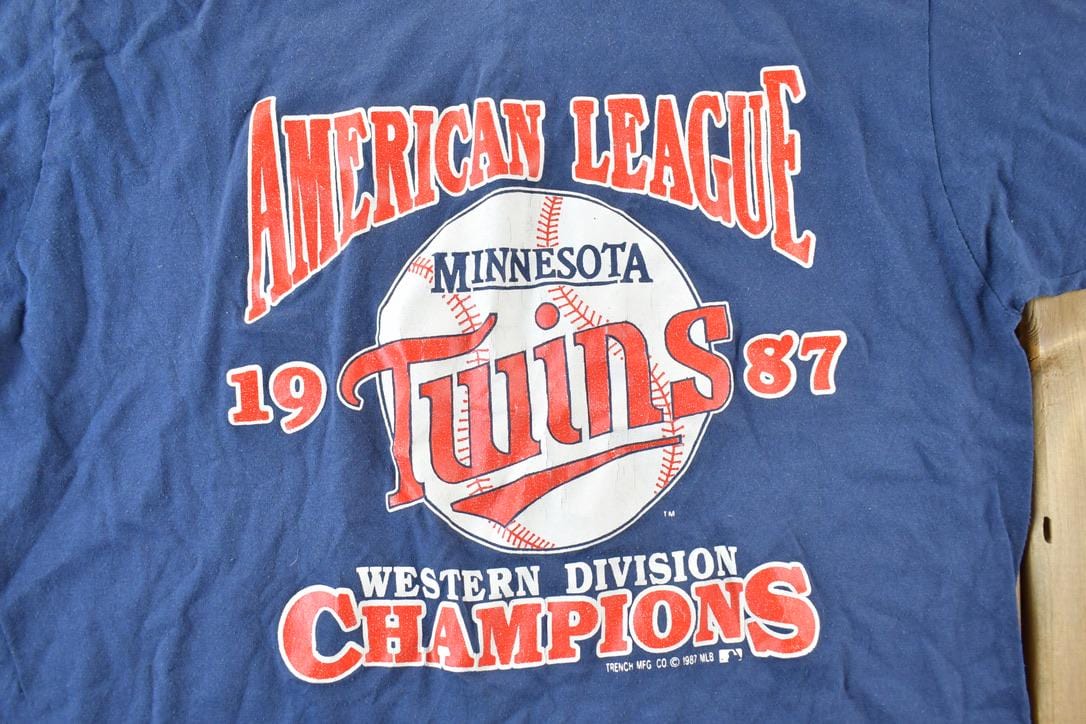 Vintage 1987 Minnesota Twins MLB Graphic T-Shirt Men's XL from propervintagecanada