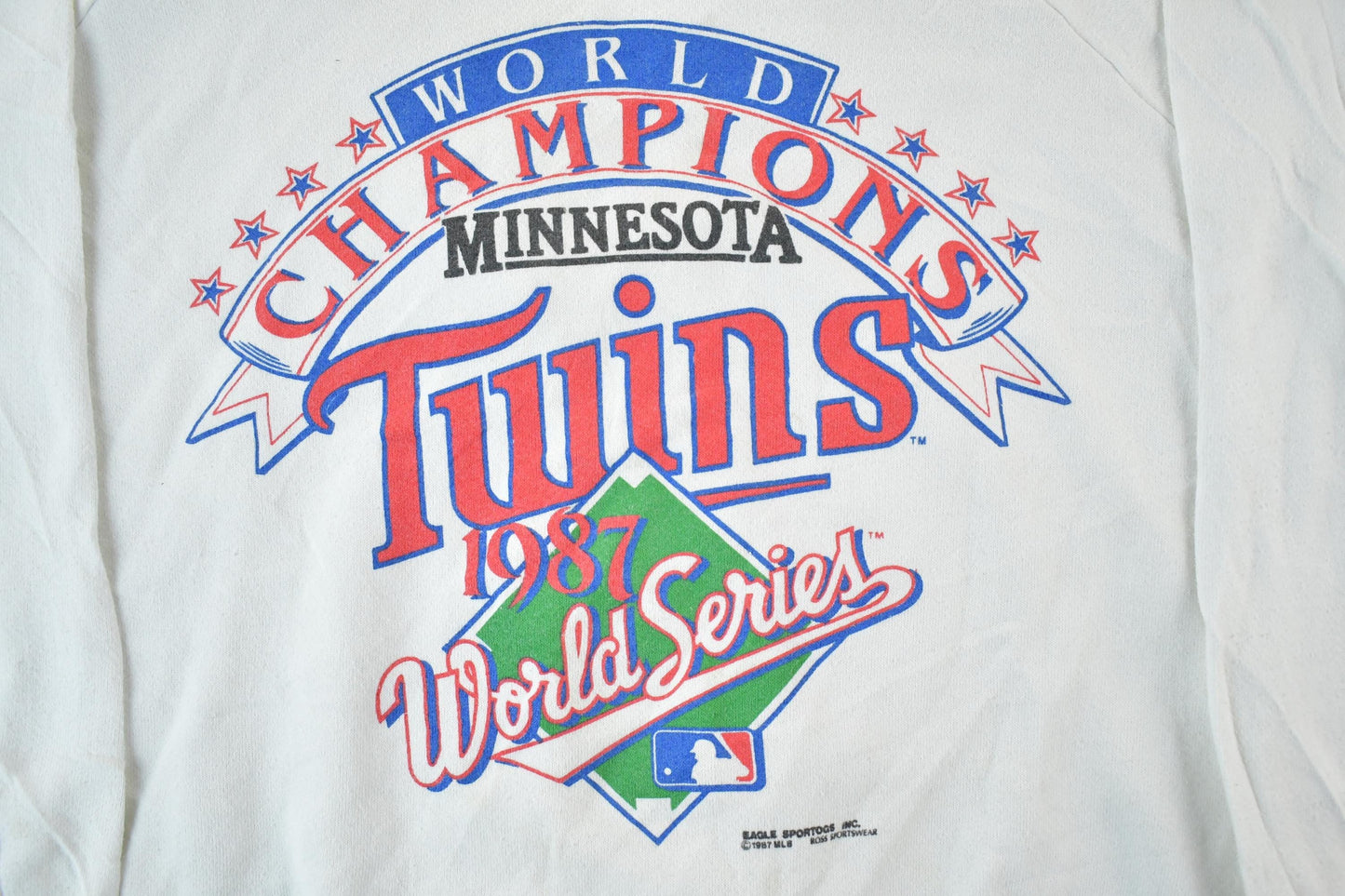 Vintage 1987 Minnesota Twins World Champions MLB Crewneck Sweatshirt Men's XL from propervintagecanada