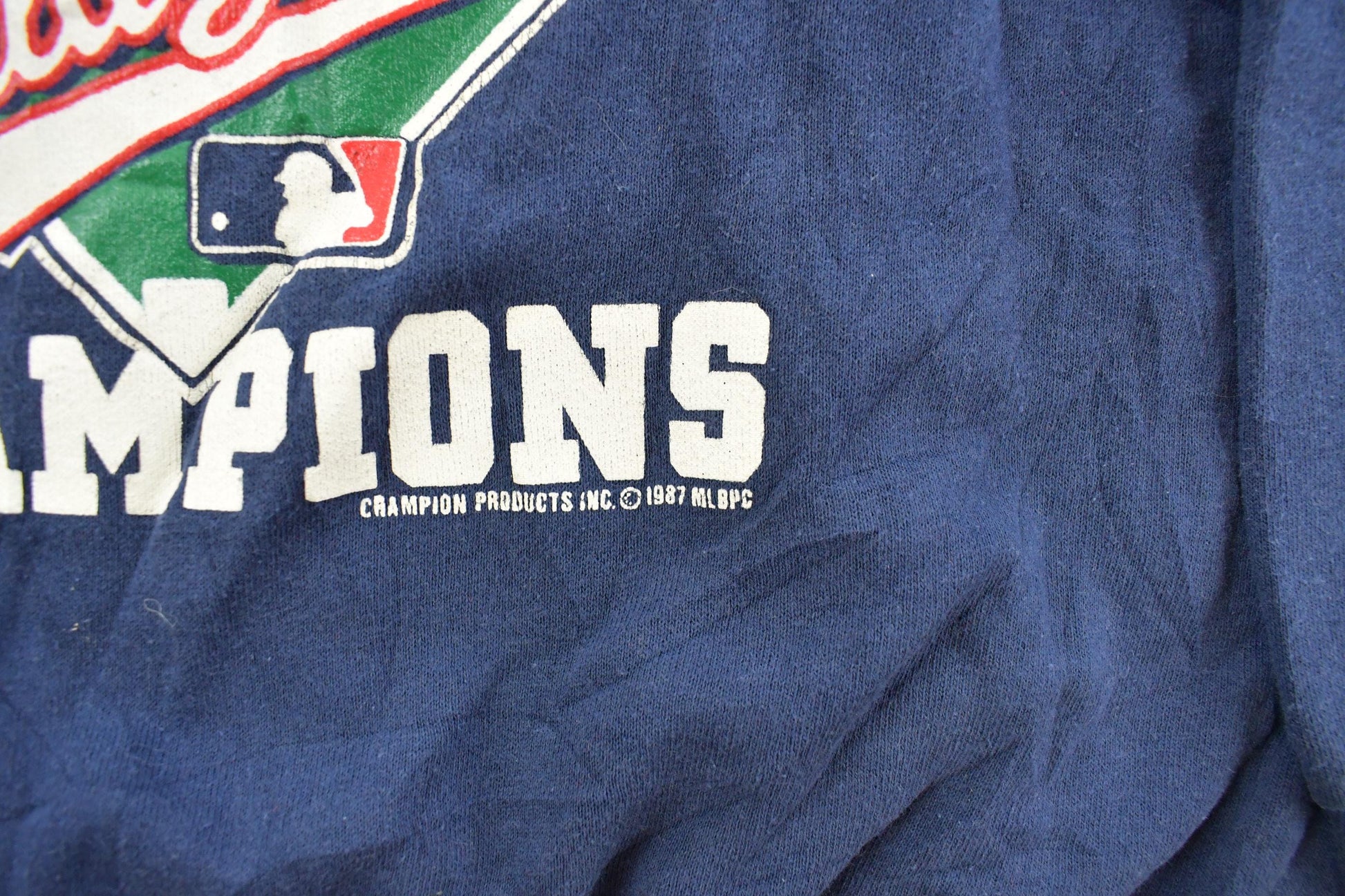 Vintage 1987 Minnesota Twins World Series Champion MLB Crewneck Sweatshirt Men's M from propervintagecanada