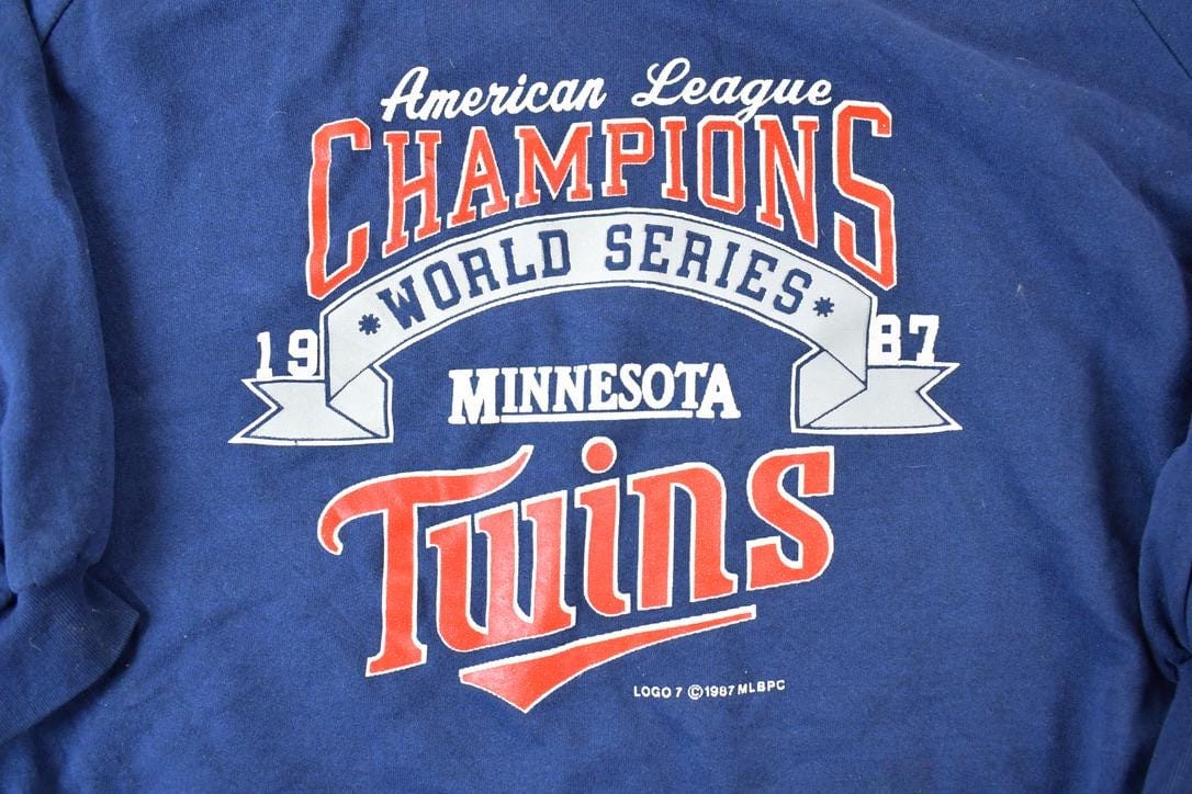 Vintage 1987 Minnesota Twins World Series Champions MLB Crewneck Logo 7 Sweatshirt Men's XL from propervintagecanada