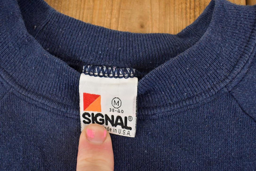 Vintage 1987 West Virginia Mountaineers Crewneck Sweatshirt Men's M / NCAA College Spellout / 80s Collegiate Sweater / Heavyweight from propervintagecanada