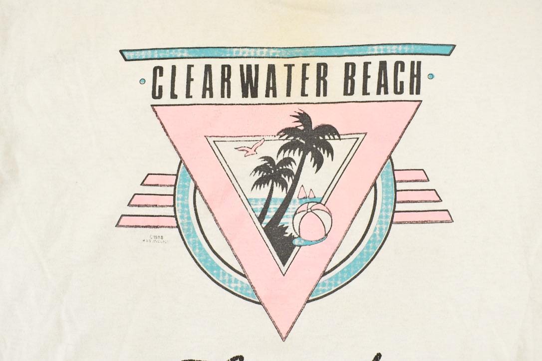 Vintage 1988 Clearwater Beach Florida Thrashed Souvenir Travel T-Shirt Women's XL from propervintagecanada