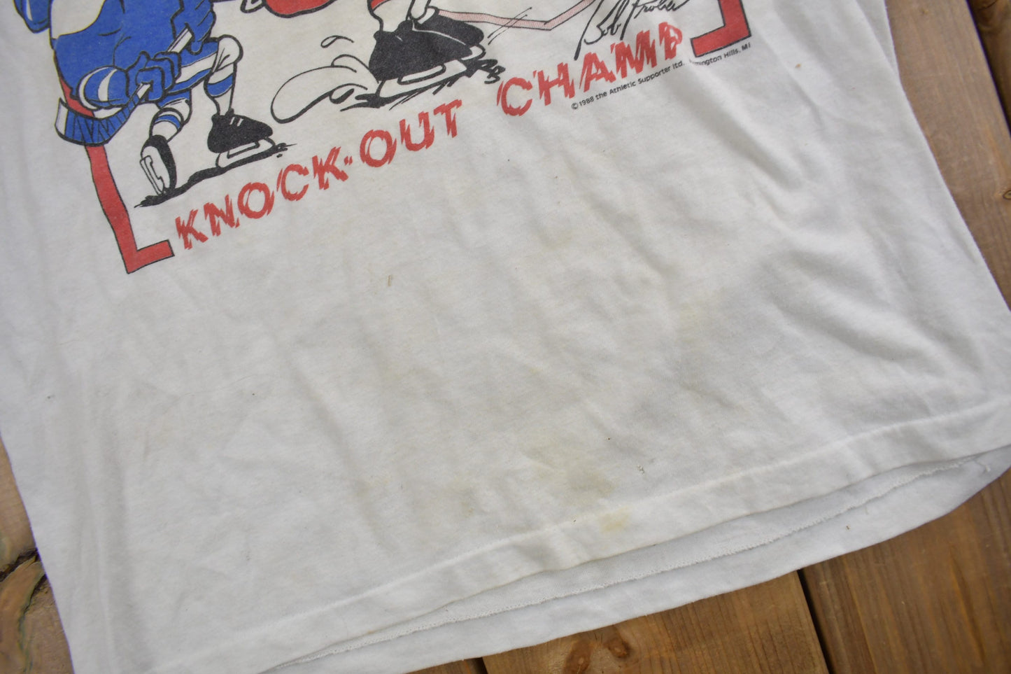 Vintage 1988 Detroit Red Wings Bob Probert Knock Out Champ T-Shirt Men's Small from propervintagecanada