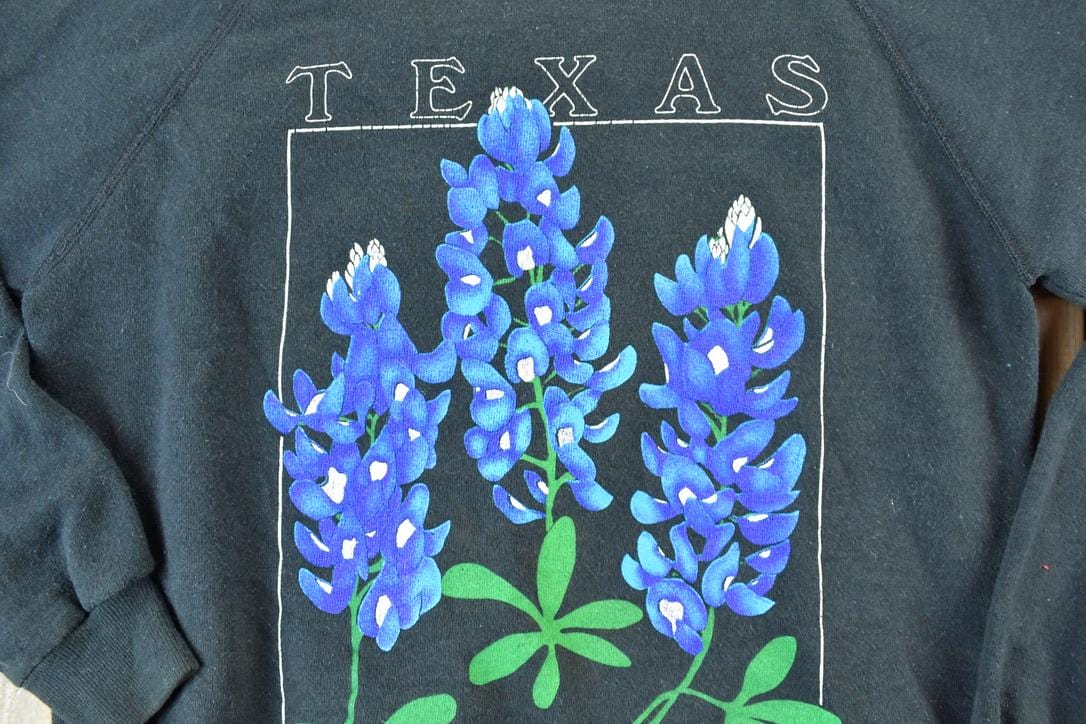 Vintage 1988 Texas Flowers Souvenir Crewneck Sweatshirt Men's Medium from propervintagecanada