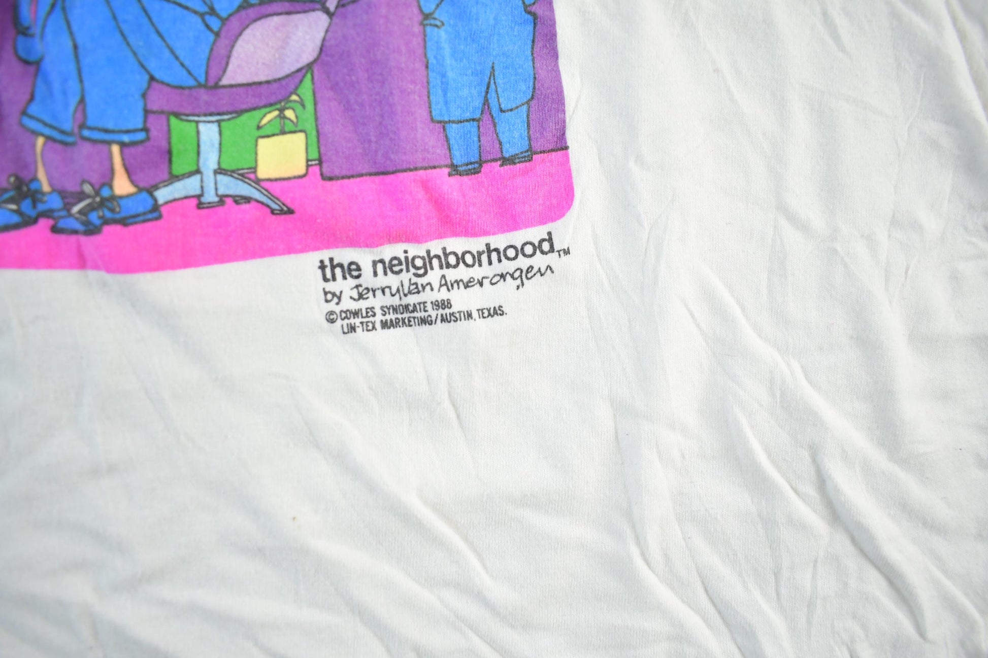 Vintage 1988 The Neighbourhood Comic Graphic T-Shirt Men's XL from propervintagecanada