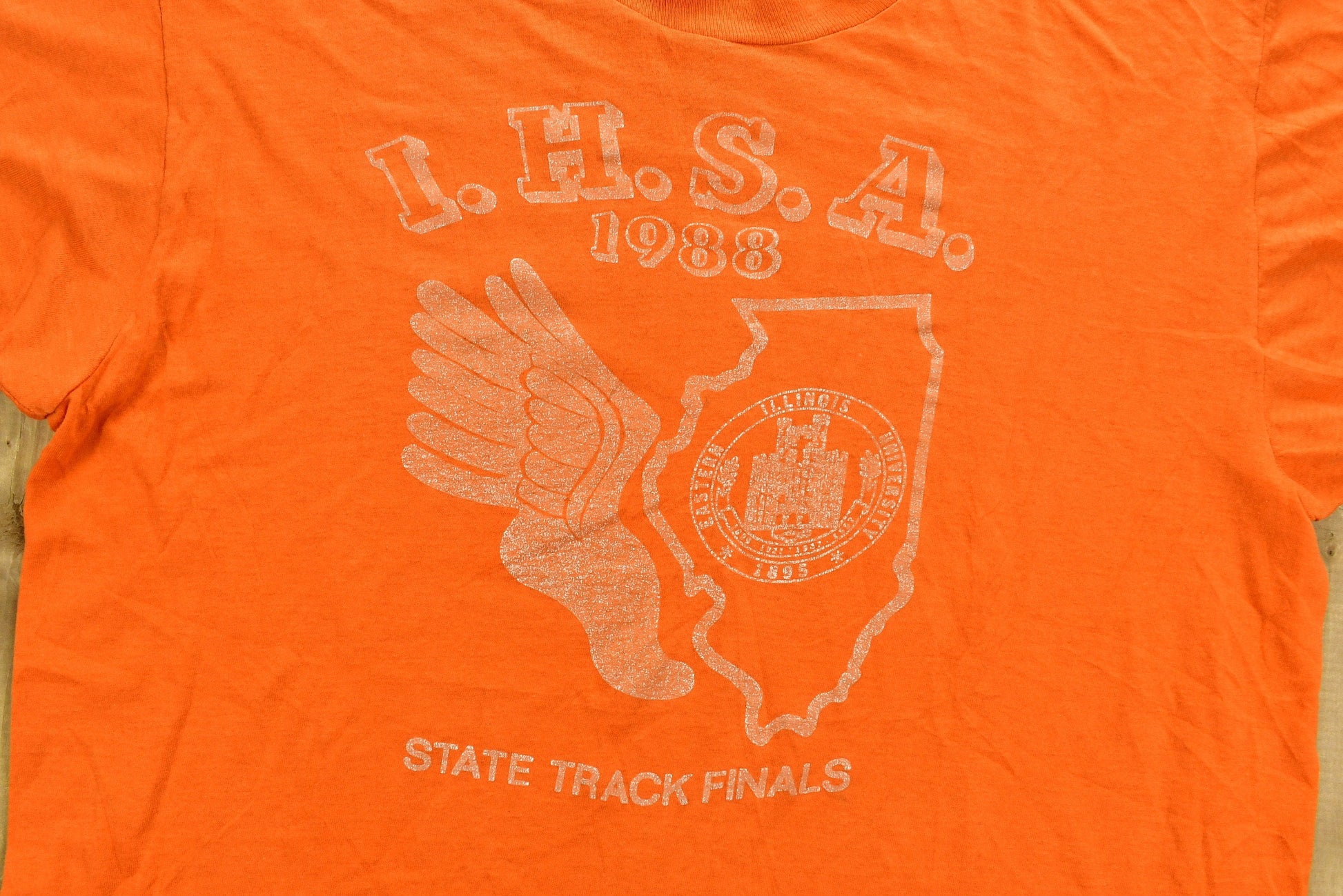 Vintage 1988 University of Illinois Collegiate T-Shirt Men's S from propervintagecanada