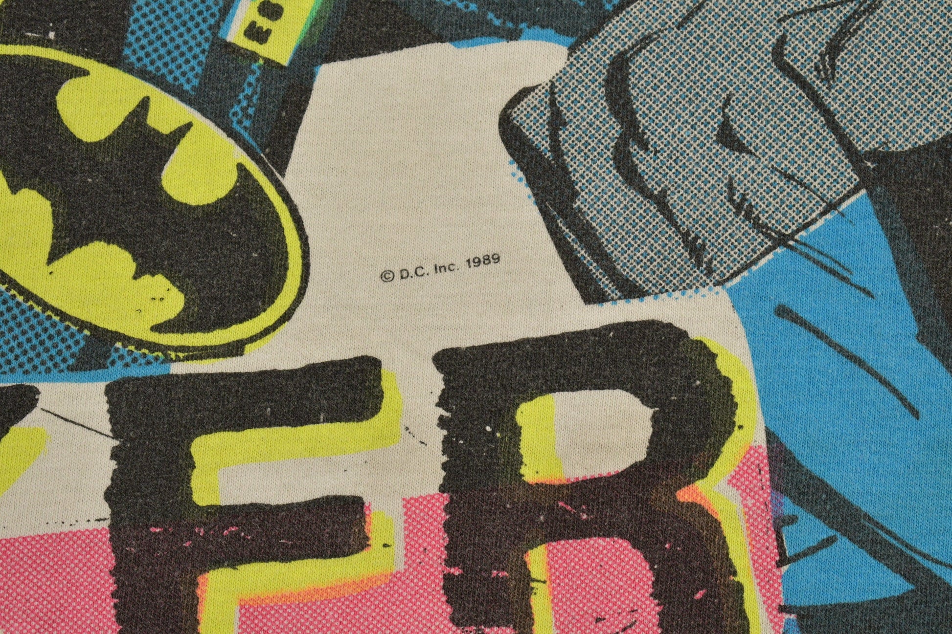Vintage 1989 Batman & Joker DC Comics All Over Print T-Shirt Men's Large from propervintagecanada