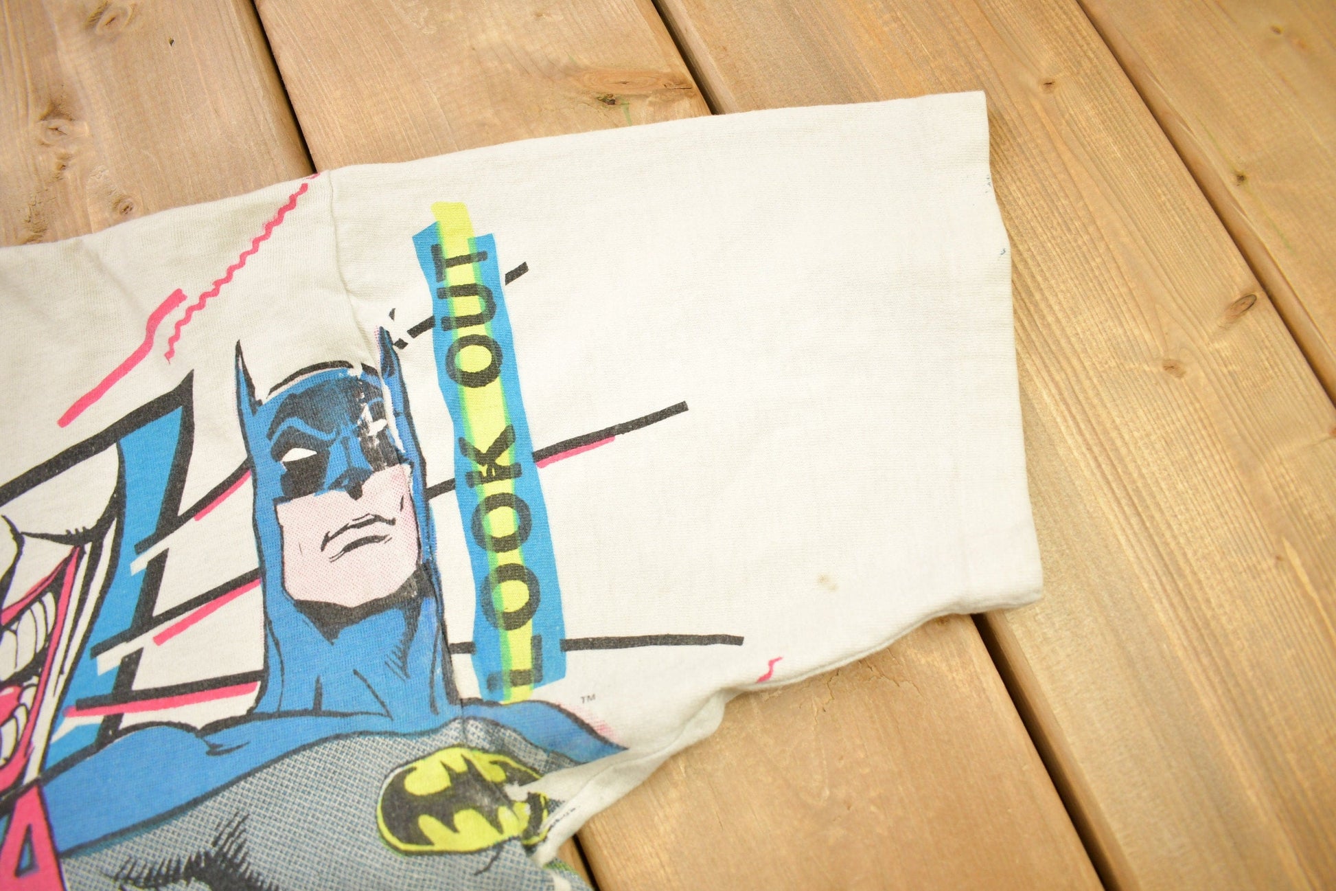 Vintage 1989 Batman & Joker DC Comics All Over Print T-Shirt Men's Large from propervintagecanada