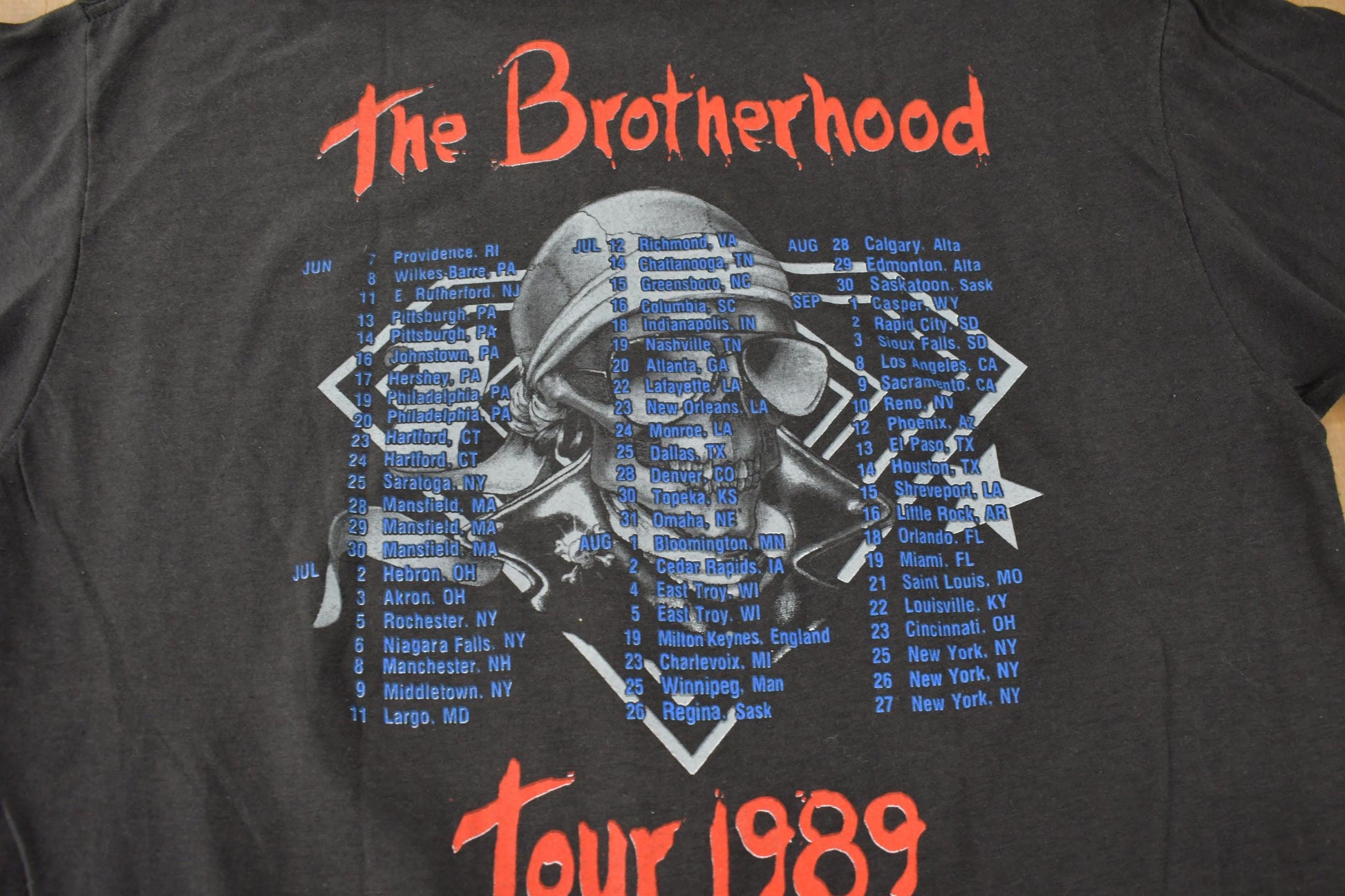 Vintage 1989 Bon Jovi Forever The Brotherhood Tour Band T-shirt Men's Medium from propervintagecanada