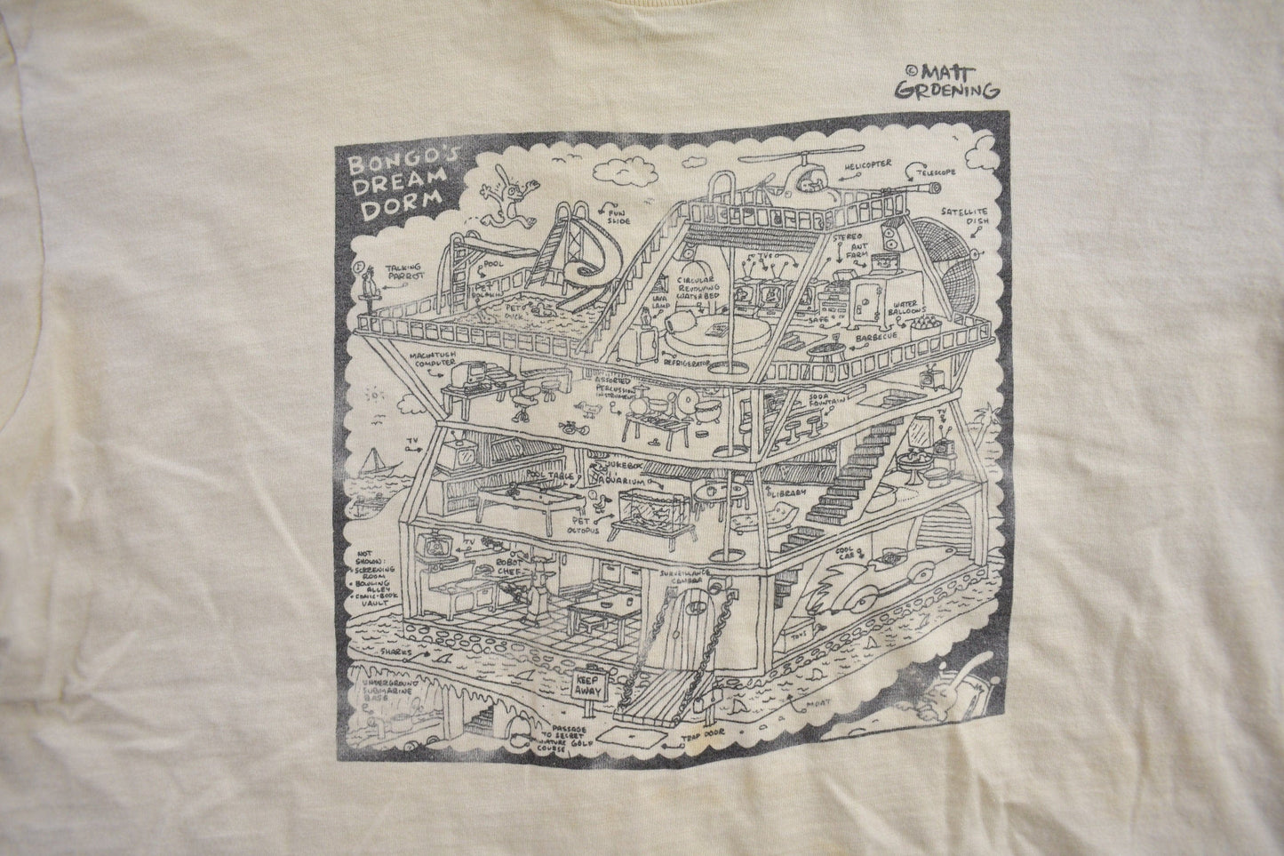 Vintage 1989 Bongo's Dream Dorm Mattt Groening Apple Graphic T-Shirt Men's Large from propervintagecanada