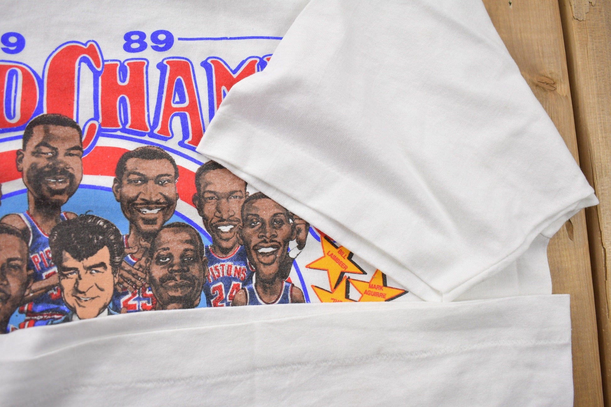 Vintage 1989 Detroit Pistons NBA World Champs Big Head Graphic T-Shirt Men's Large from propervintagecanada