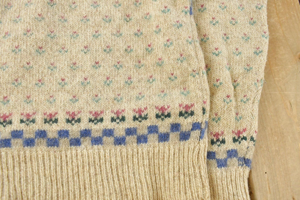 Vintage 1989 Eddie Bauer Farm Pig Wool Knit Sweater Women's S from propervintagecanada