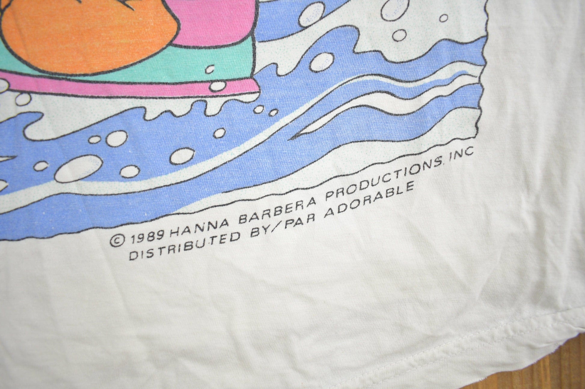 Vintage 1989 Looney Tunes Tweety's Vacation T-Shirt Men's 2XL from propervintagecanada