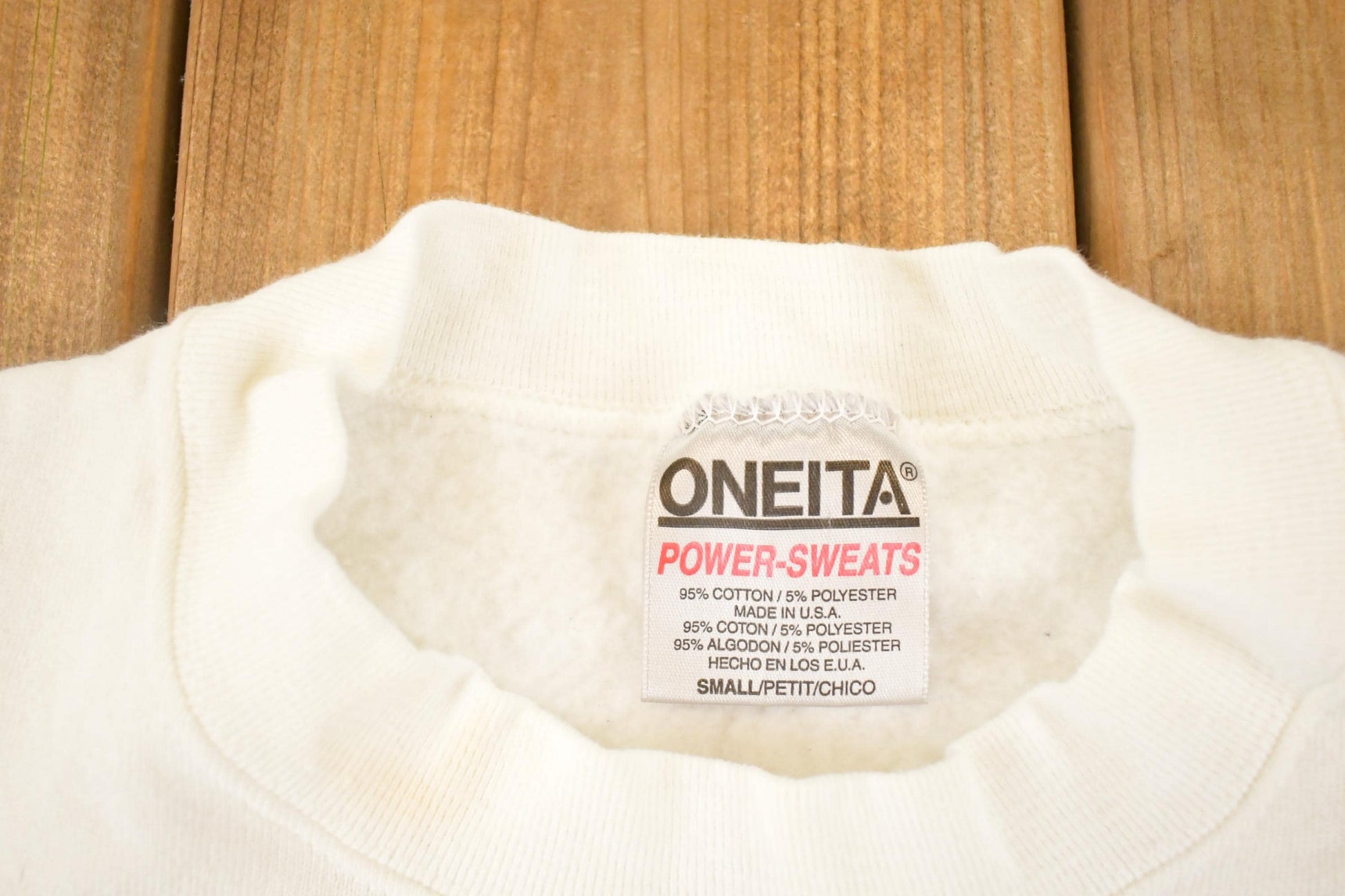 Vintage 1989 Martino Ristorante Souvenir Crewneck Sweatshirt Men's L from propervintagecanada