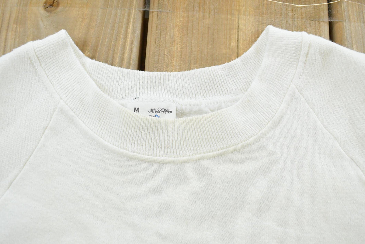 Vintage 1989 Nature Print Wildflowers Sweatshirt Mens Men's Medium from propervintagecanada