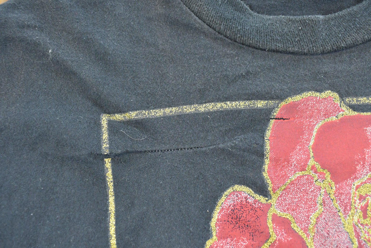 Vintage 1990 Rose Long Sleeve T-Shirt Men's L from propervintagecanada