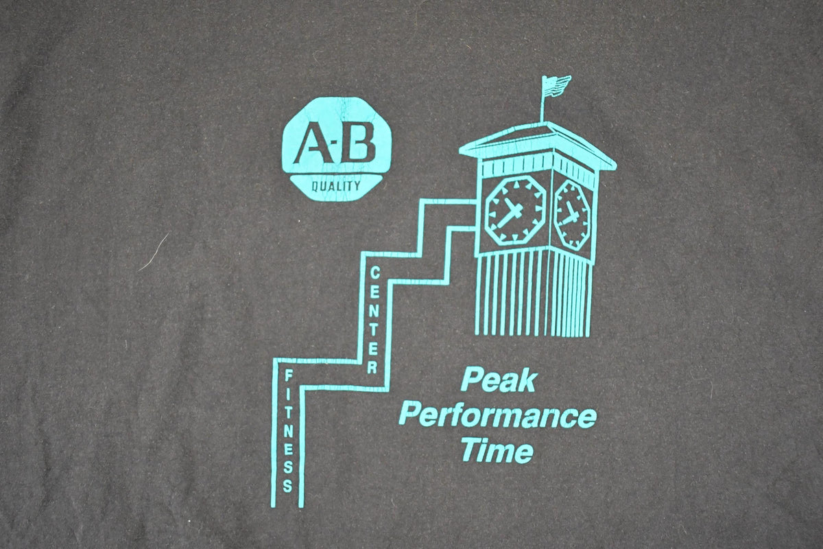 Vintage 1990's AB Quality Peak Performance Souvenir Travel T-Shirt Men's L from propervintagecanada