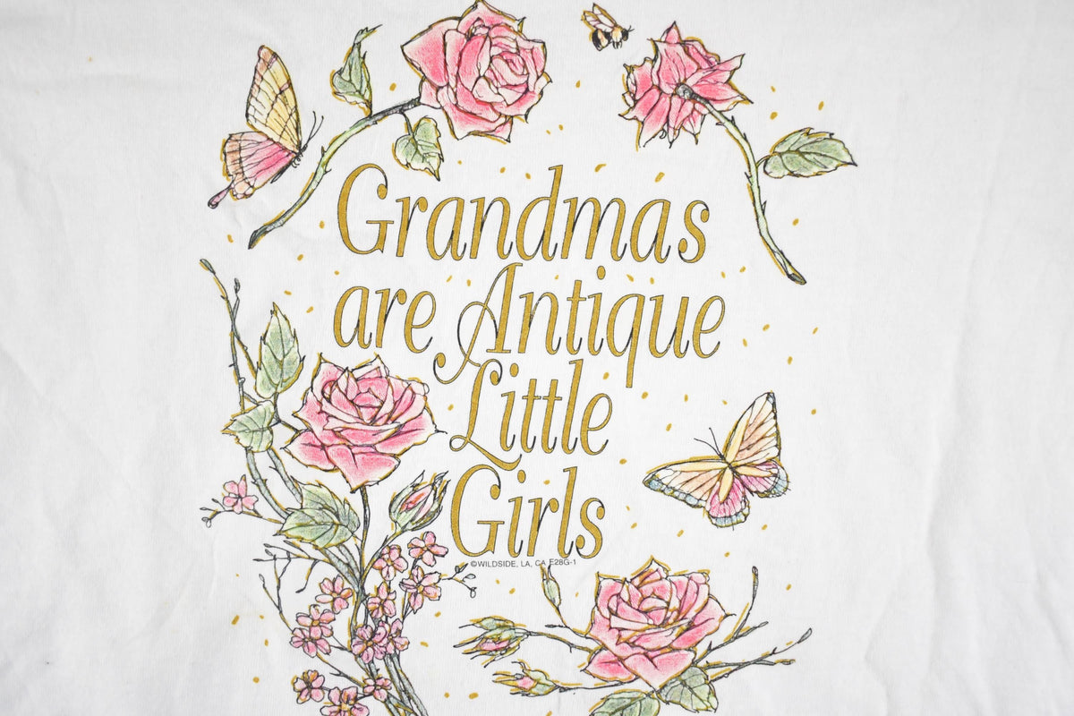 Vintage 1990's Antique Grandma Souvenir Travel T-Shirt Women's L from propervintagecanada