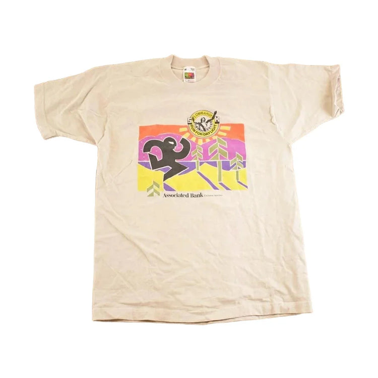 Vintage 1990's Associated Bank Run For Light Souvenir Travel T-Shirt Mens M from propervintagecanada
