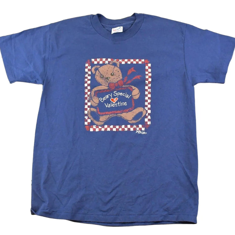 Vintage 1990's Beary Special Valentine Souvenir Travel T-Shirt Men's M from propervintagecanada