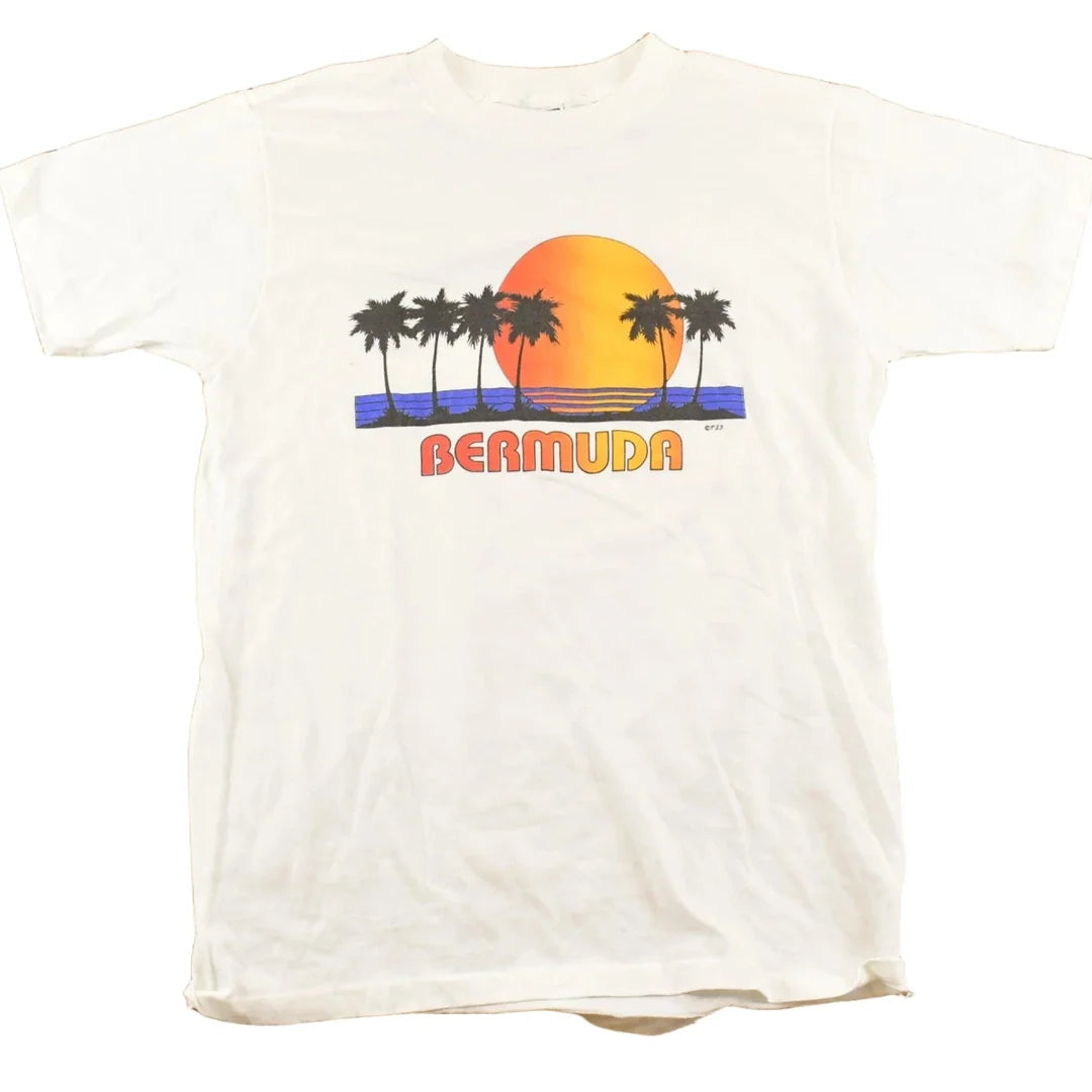 Vintage 1990's Bermuda Souvenir Travel T-Shirt Men's S from propervintagecanada