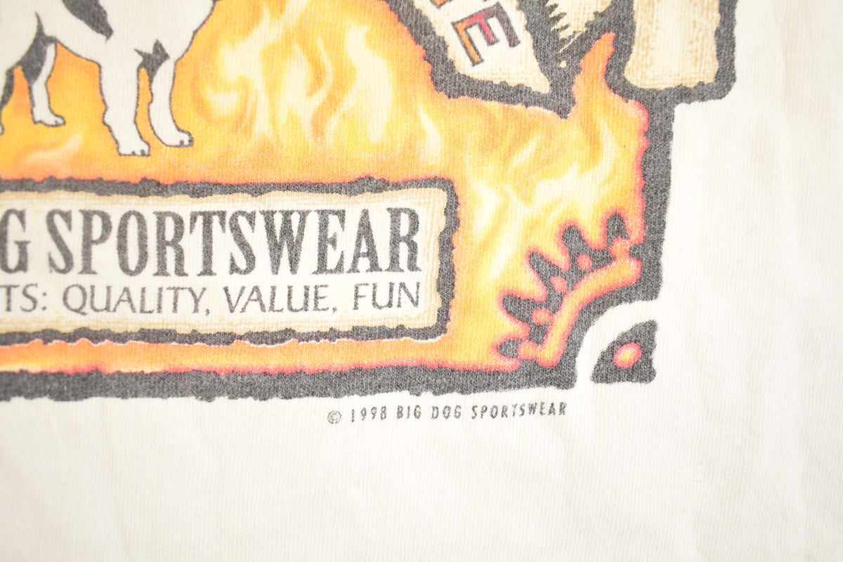 Vintage 1990's Big Dogs Hot Pepper Sauce Souvenir Travel T-Shirt Mens L from propervintagecanada