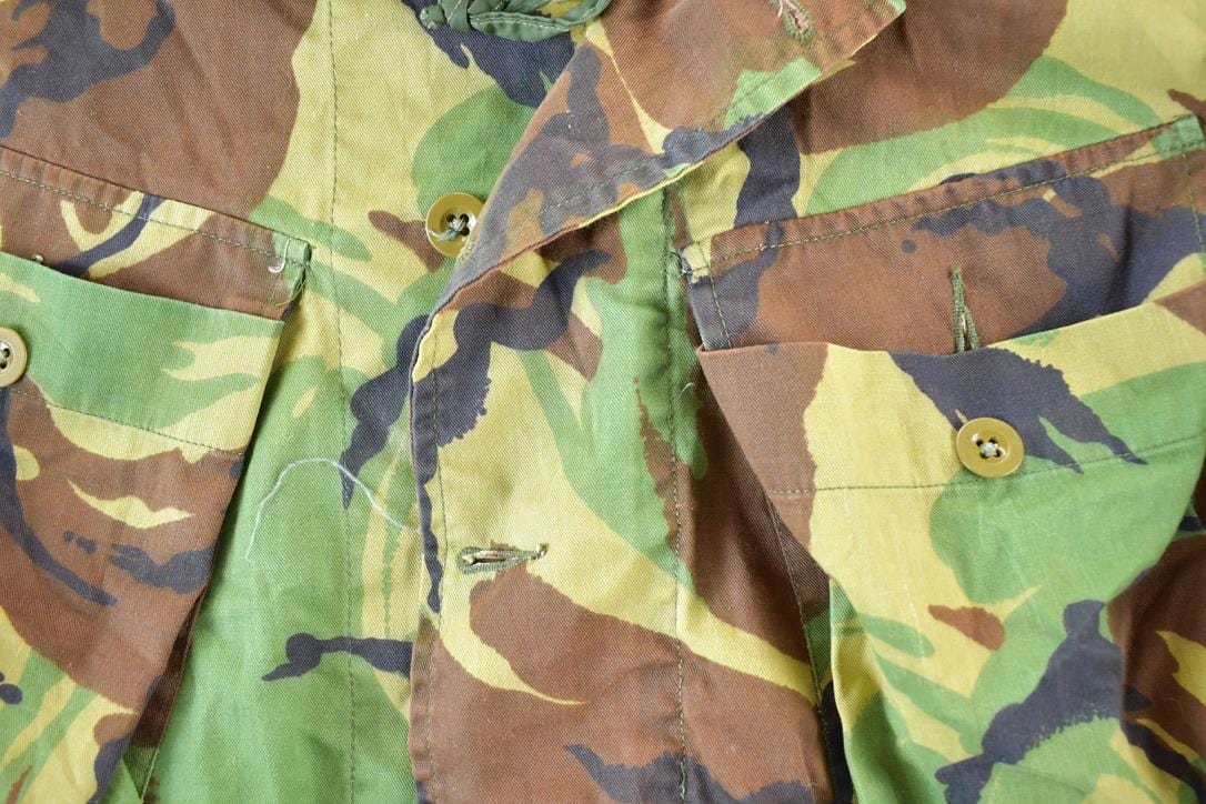 Vintage 1990's Camo Military Button Up Shirt Mens L from propervintagecanada