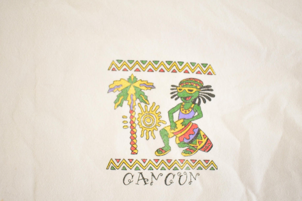 Vintage 1990's Cancun Mexico Souvenir Travel T-Shirt Mens M from propervintagecanada
