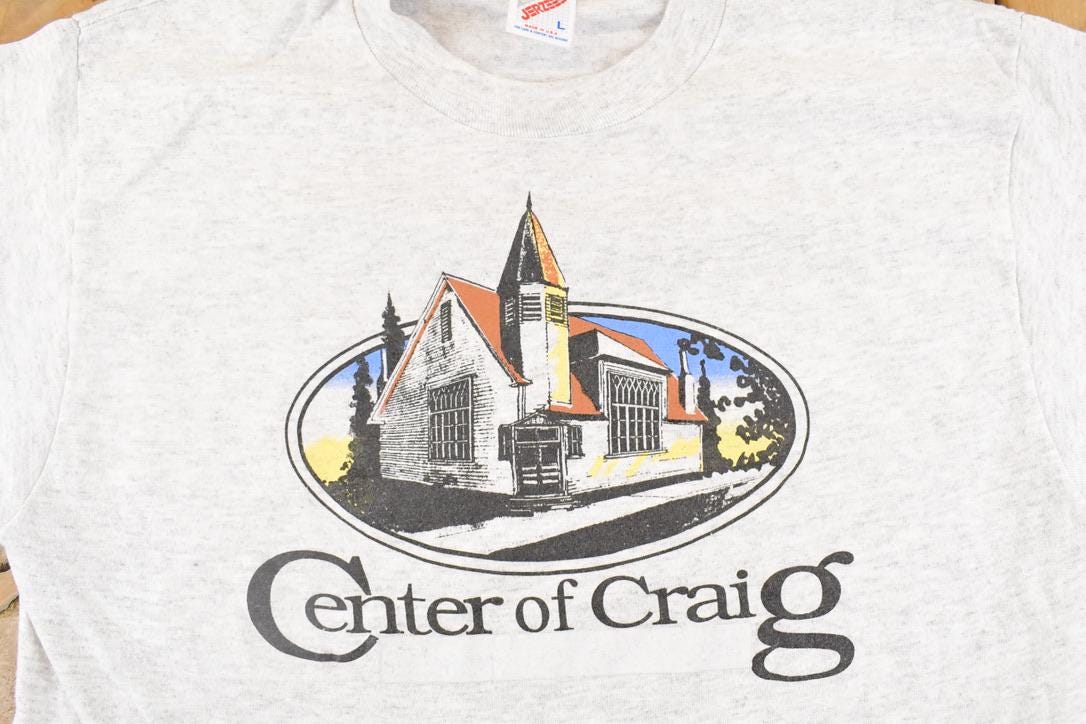 Vintage 1990's Center Of Craig Souvenir Travel T-Shirt Men's M from propervintagecanada