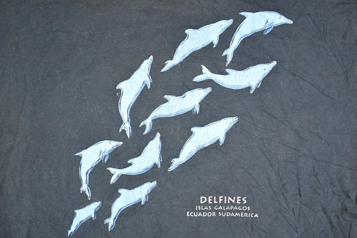 Vintage 1990's Delfines Galapagos Islands Souvenir Travel T-Shirt Men's M from propervintagecanada